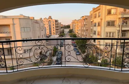 Apartment - 3 Bedrooms - 3 Bathrooms for rent in South Teseen St. - The 5th Settlement - New Cairo City - Cairo
