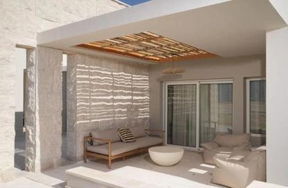 Chalet - 2 Bedrooms - 2 Bathrooms for sale in Ramla - Ras Al Hekma - North Coast
