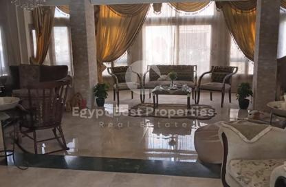 فيلا - 5 غرف نوم - 4 حمامات للبيع في سوديك ايست - الحي السادس - هليوبوليس الجديدة - القاهرة