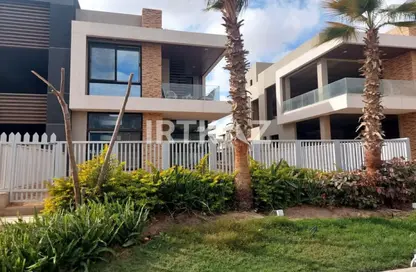 Villa - 5 Bedrooms - 5 Bathrooms for sale in Swan Lake Residence - 5th Settlement Compounds - The 5th Settlement - New Cairo City - Cairo