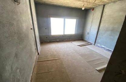 Apartment - 3 Bedrooms - 2 Bathrooms for sale in Galleria Moon Valley - South Investors Area - New Cairo City - Cairo