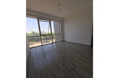 شقة - 2 غرف نوم - 2 حمامات للبيع في جاليريا  مون فالى - المستثمرين الجنوبية - مدينة القاهرة الجديدة - القاهرة