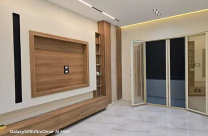 شقة - 2 غرف نوم - 2 حمامات للبيع في البوابة الرابعة - مينا - حدائق الاهرام - الجيزة