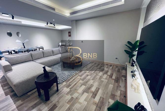 2Oid0X0WrJo - Property Main Image