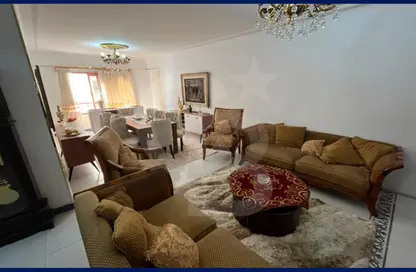 Apartment - 3 Bedrooms - 1 Bathroom for sale in Mohammed Bek Gebreel St. - Roushdy - Hay Sharq - Alexandria