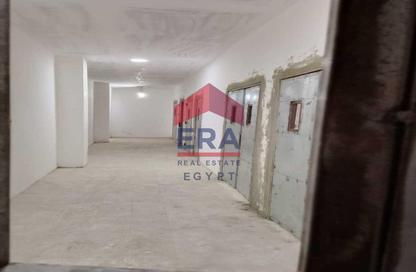 Factory - Studio - 7+ Bathrooms for sale in Kom Osheem - Madinat Al Fayum - Al Fayum