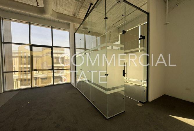 98829759 - Property Image 3