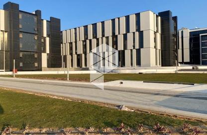 Office Space - Studio - 1 Bathroom for rent in Hyde Park Business District Mall - South Teseen St. - The 5th Settlement - New Cairo City - Cairo