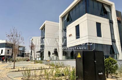 Office Space - 2 Bedrooms - 1 Bathroom for sale in Heartwork - The 5th Settlement - New Cairo City - Cairo