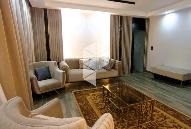 8610839 - Property Image 3