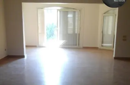 فيلا - 3 غرف نوم - 4 حمامات للايجار في جرين هايتس - محور 26 يوليو - مدينة 6 أكتوبر - الجيزة