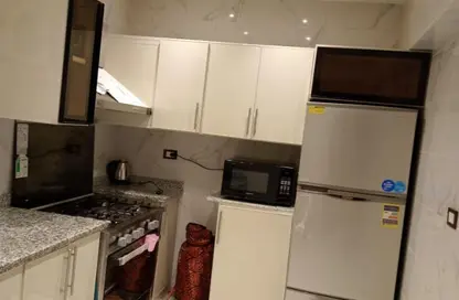 Apartment - 3 Bedrooms - 2 Bathrooms for rent in Nasr City - Cairo