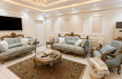 Apartment - 3 Bedrooms - 3 Bathrooms for sale in Wasef Ghaly Basha St. - Al Narges 4 - Al Narges - New Cairo City - Cairo