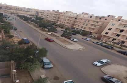 Apartment - 3 Bedrooms - 3 Bathrooms for sale in 3rd Neighborhood - 4th Area - Shorouk City - Cairo