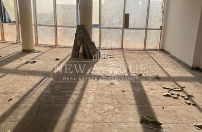 Office Space - Studio - 2 Bathrooms for rent in South Gate Mall - South Teseen St. - The 5th Settlement - New Cairo City - Cairo