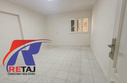 Apartment - 2 Bedrooms - 2 Bathrooms for sale in Makram Ebeid St. - 6th Zone - Nasr City - Cairo