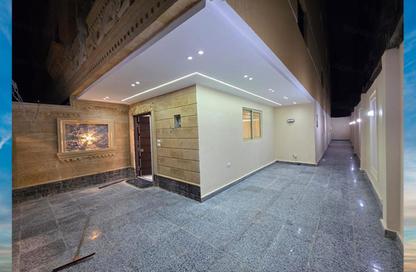 Apartment - 3 Bedrooms - 2 Bathrooms for sale in Gate 4 - Mena - Hadayek El Ahram - Giza