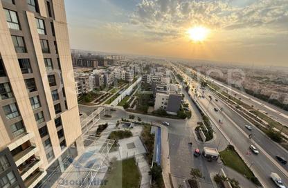 شقة - 5 غرف نوم - 4 حمامات للايجار في ايون - كمبوندات 6 أكتوبر - مدينة 6 أكتوبر - الجيزة