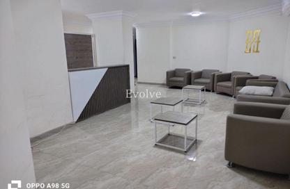 Office Space - Studio - 2 Bathrooms for rent in Zahraa Al Maadi St. - Degla - Hay El Maadi - Cairo
