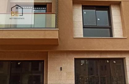 Townhouse - 3 Bedrooms - 4 Bathrooms for sale in District 5 - 5th Settlement Compounds - The 5th Settlement - New Cairo City - Cairo Townhouse - 3 Bedrooms - 4 Bathrooms for sale in District 5 - 5th Settlement Compounds - The 5th Settlement - New Cairo City - Cairo