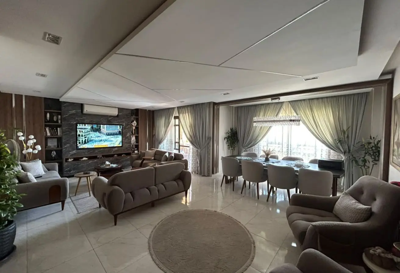 121134460 - Property Main Image