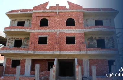 Apartment - 3 Bedrooms - 2 Bathrooms for sale in 1st Neighborhood - 3rd District West - Shorouk City - Cairo