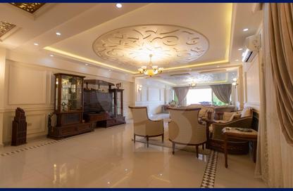 Apartment - 4 Bedrooms - 3 Bathrooms for sale in Ibn Hokal St. - San Stefano - Hay Sharq - Alexandria