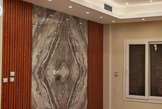 104877976 - Property Image 2