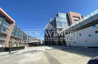 عيادة - 3 غرف نوم - 1 حمام للايجار في ثري سيكستي - كمبوندات التجمع الخامس - التجمع الخامس - مدينة القاهرة الجديدة - القاهرة