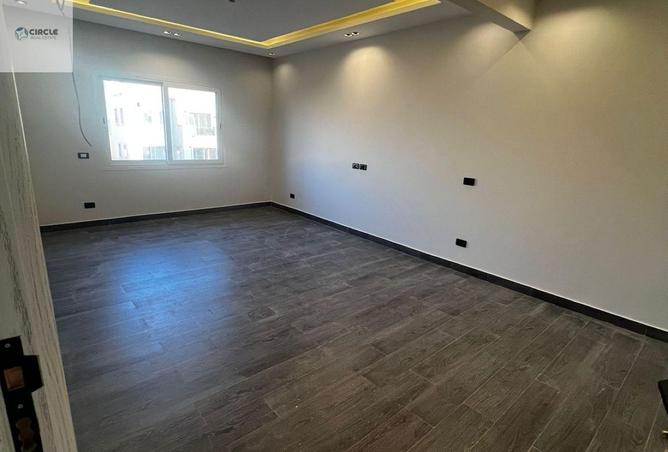 8618843 - صورة العقار 2