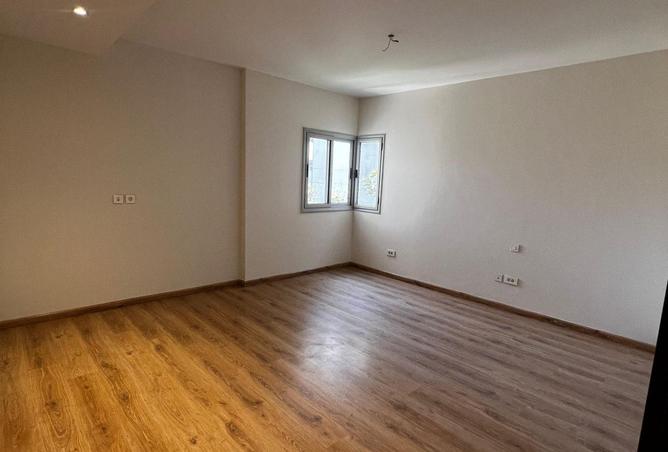 68784751 - صورة العقار 3