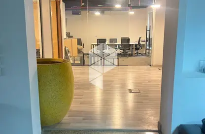 مساحات مكتبية - 6 غرف نوم - 2 حمامات للايجار في فى90 - شارع التسعين الشمالي - التجمع الخامس - مدينة القاهرة الجديدة - القاهرة