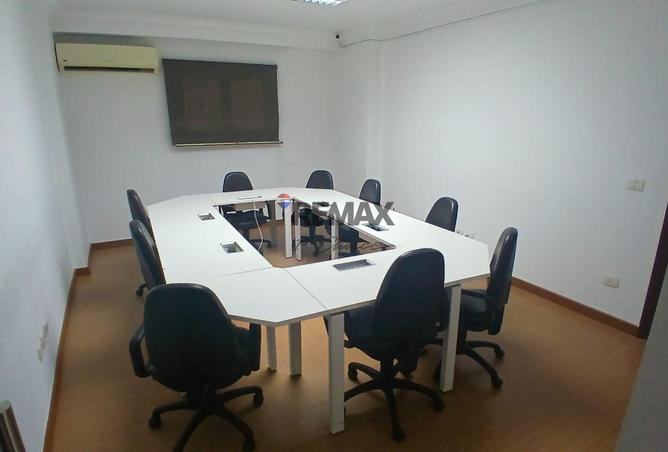 74309924 - Property Image 2