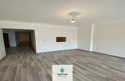 Apartment - 3 Bedrooms - 2 Bathrooms for sale in Manshiet El Tayaran St. - Roxy - Heliopolis - Masr El Gedida - Cairo