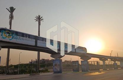 بناية كاملة - استوديو - 8 حمامات للبيع في شارع التسعين الشمالي - التجمع الخامس - مدينة القاهرة الجديدة - القاهرة