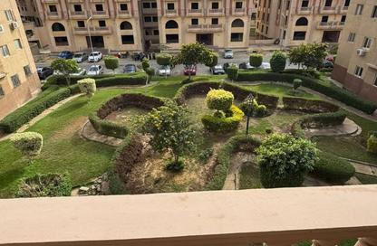 Apartment - 3 Bedrooms - 2 Bathrooms for sale in New Cairo Centre - North Teseen St. - The 5th Settlement - New Cairo City - Cairo