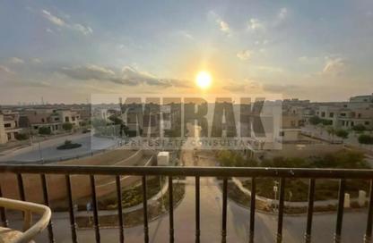 Apartment - 2 Bedrooms - 2 Bathrooms for sale in Croons Sarai - Sarai - Mostakbal City Compounds - Mostakbal City - Future City - Cairo