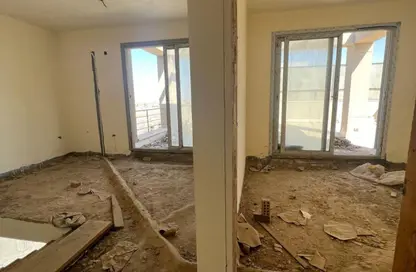 (بنتهاوس  (روف - 3 غرف نوم - 3 حمامات للبيع في فيلدج جيت - المستثمرين الجنوبية - مدينة القاهرة الجديدة - القاهرة