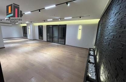 Apartment - 3 Bedrooms - 3 Bathrooms for sale in Eastown - 5th Settlement Compounds - The 5th Settlement - New Cairo City - Cairo