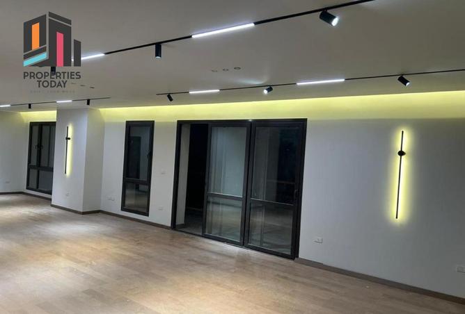 68792064 - Property Main Image