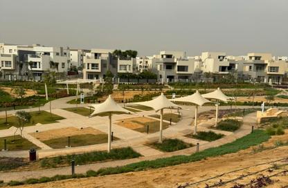 Villa - 3 Bedrooms - 2 Bathrooms for sale in Hyde Park - New Cairo City - Cairo