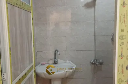 Apartment - 2 Bedrooms - 1 Bathroom for sale in Street 10 - 1st District - Sheikh Zayed City - Giza