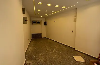 محل تجاري - استوديو للايجار في تبارك - زهراء المعادي - حي المعادي - القاهرة