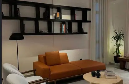 Villa - 4 Bedrooms - 3 Bathrooms for sale in Royal City - Sheikh Zayed Compounds - Sheikh Zayed City - Giza