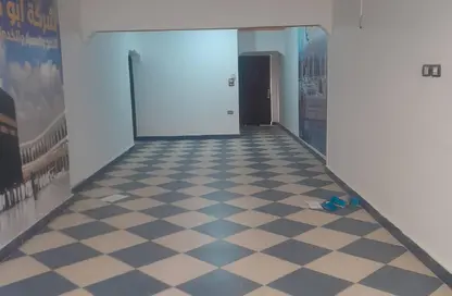 Apartment - 3 Bedrooms - 1 Bathroom for rent in Africa   Emtedad Moustafa Al Nahas - 10th Zone - Nasr City - Cairo