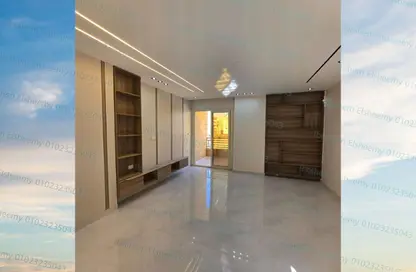 شقة - 3 غرف نوم - 2 حمامات للبيع في البوابة الرابعة - مينا - حدائق الاهرام - الجيزة