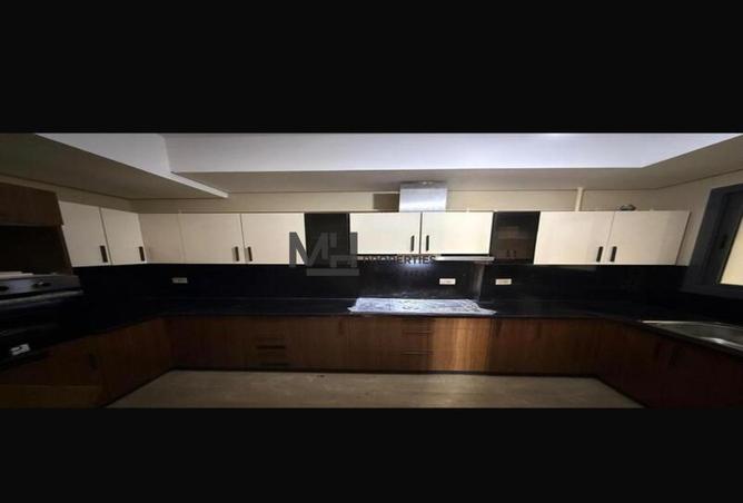 101490069 - Property Image 3