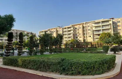 Apartment - 3 Bedrooms - 3 Bathrooms for sale in Beta Greens - Hadayek October - 6 October City - Giza