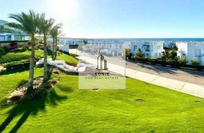 Chalet - 3 Bedrooms - 2 Bathrooms for sale in Mountain View - Ras Al Hekma - North Coast