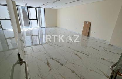 Office Space - Studio - 1 Bathroom for rent in Hyde Park Business District Mall - South Teseen St. - The 5th Settlement - New Cairo City - Cairo
